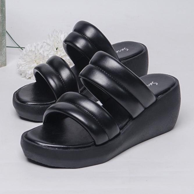 SARASARA YUK - GAIA Sandal Wanita Wedges Tinggi 5cm Size 36 - 40 Casual Sendal Cewek Platform 37 38 39 untuk Jalan Pergi Santai Slop Warna Black Hitam Selop Premium Original Sara Sara Kekinian Terbaru Shoes ORI Mall Official Store