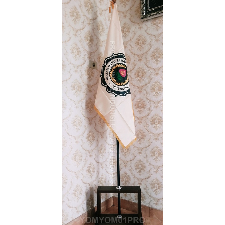 

Paket Pataka 1 lubang + tiang + bendera IGTKI Ikatan Guru Taman Kanak-kanak Indonesia