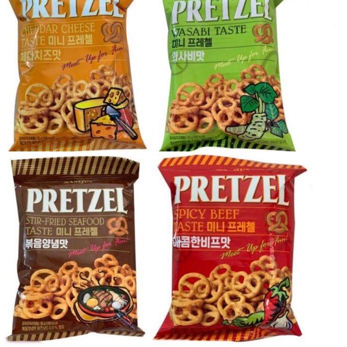 

GF6☆ Samjin Pretzel Korea Beef Spicy, Seafood, Cheese, Wasabi / Snack Korea FRESHH