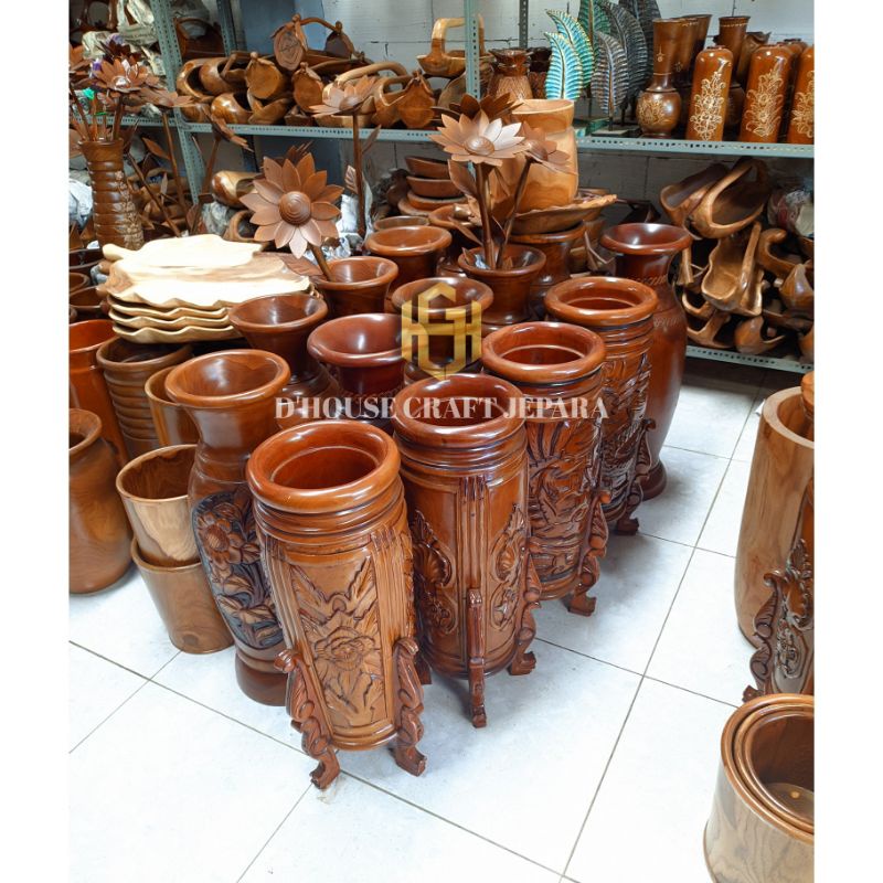 Guci Ukir Motif Bunga Kayu Jati Tinggi 75cm