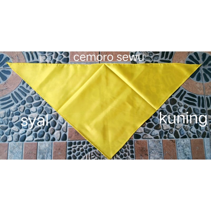 syal pramuka kuning