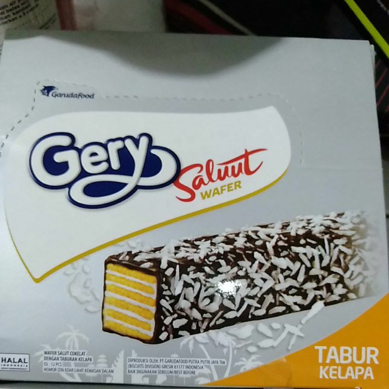 [17.5 gram x 12] Gery salut wafer tabur kelapa