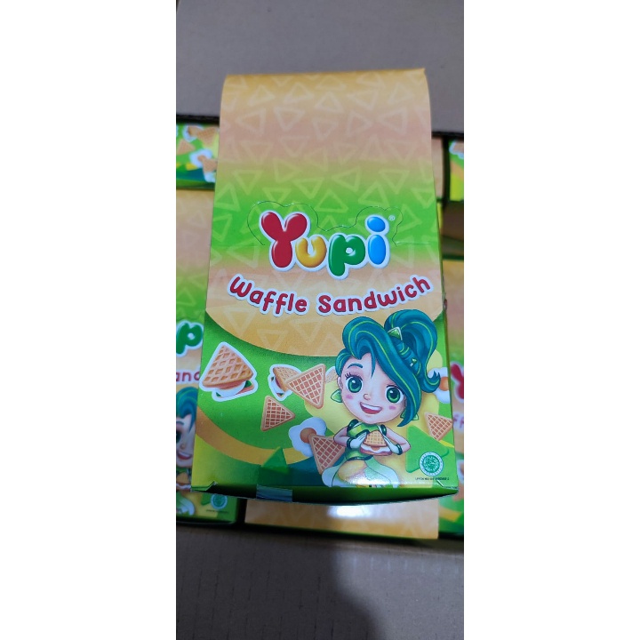 

Permen Gummy Yupi Waffle Sandwich (1 box 12 pcs) permen enak dan murah