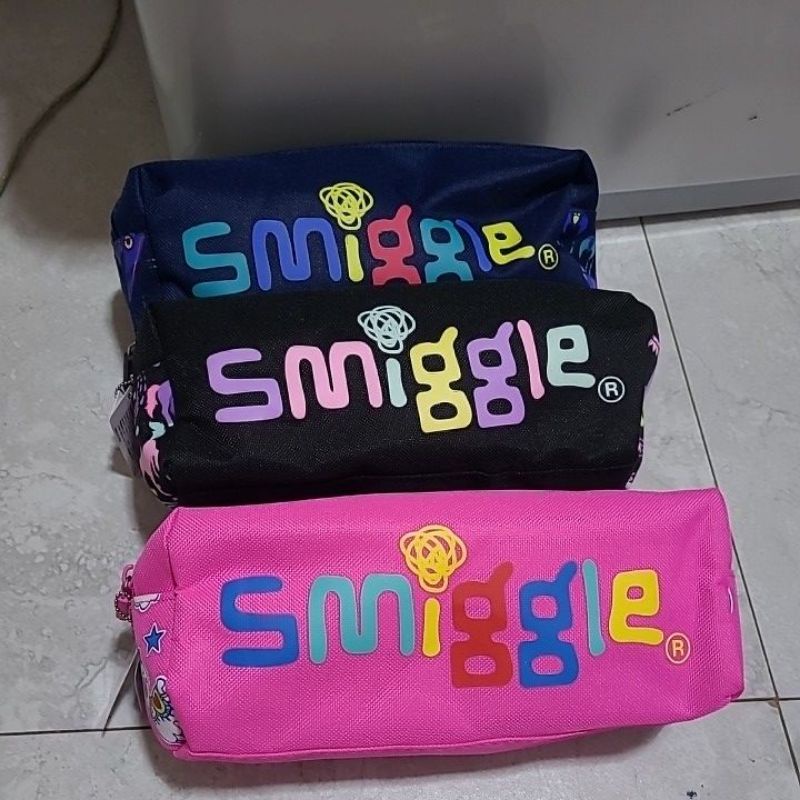 

Pencil Case Sm*ggl*