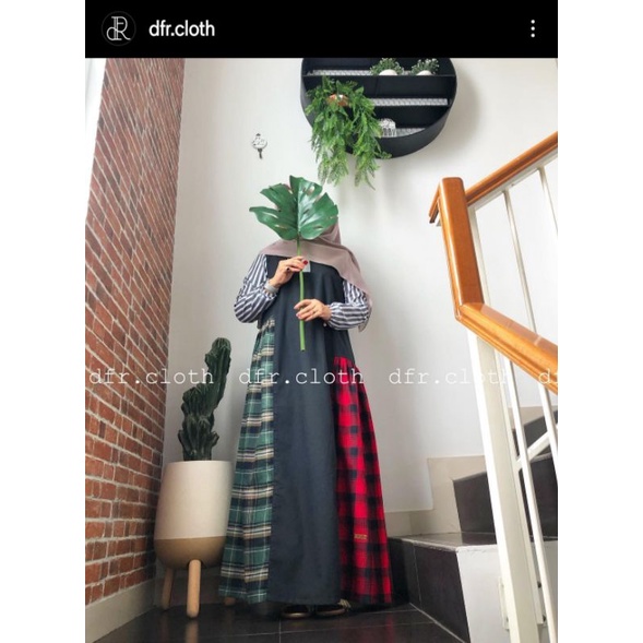 Dfr.cloth abaya two plaid black original by Dfr.cloth