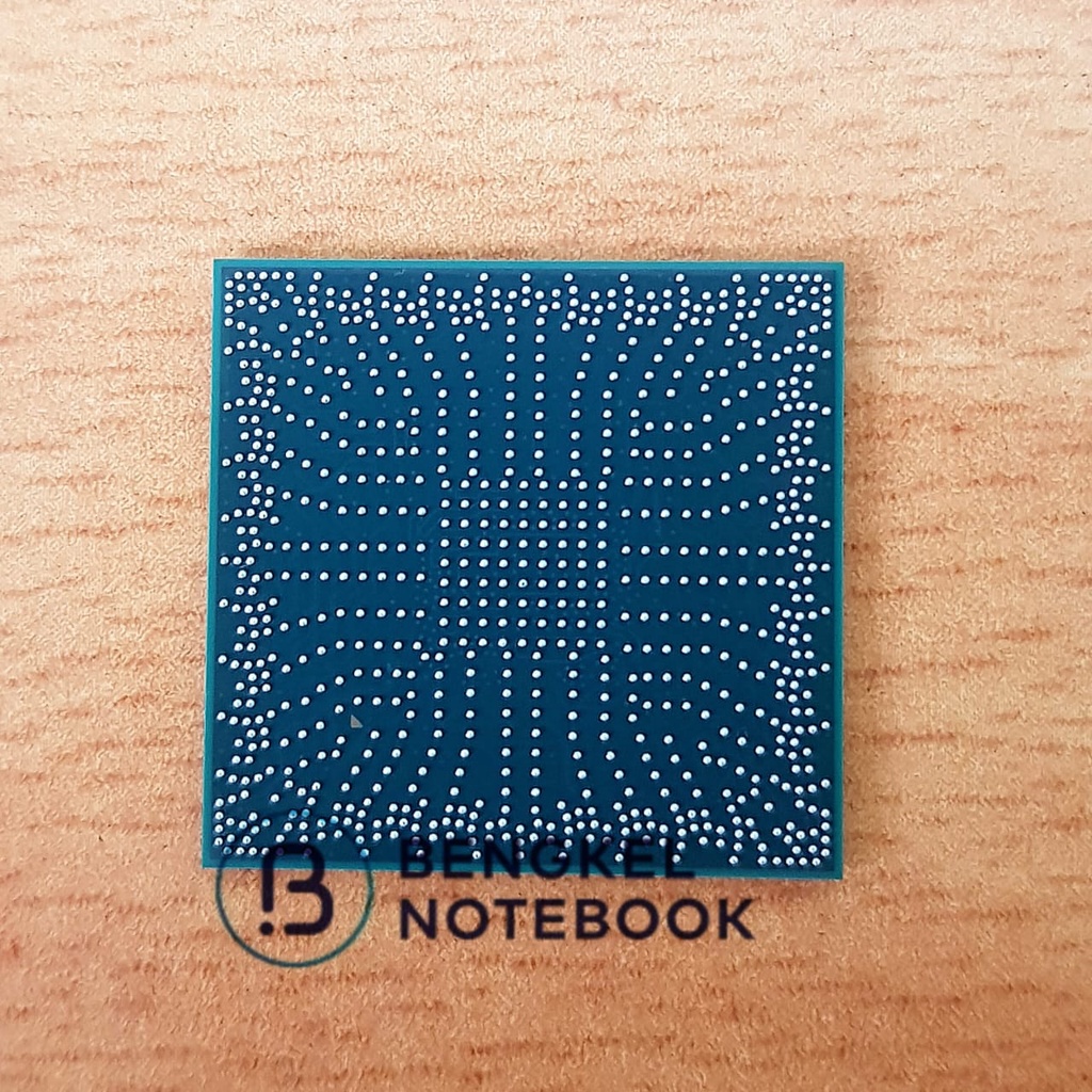 Intel SR40B FH82HM370 New