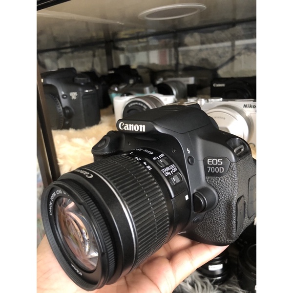 kamera dlsr canon eos 700d lensa kit 18-55 mm is siap pakai
