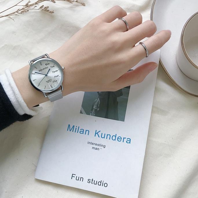 Jam Tangan Analog Jhui Casual Strap Rantai Magnet Silver / Jam Tangan Rantai Jhui ‣ BST.10De22ν