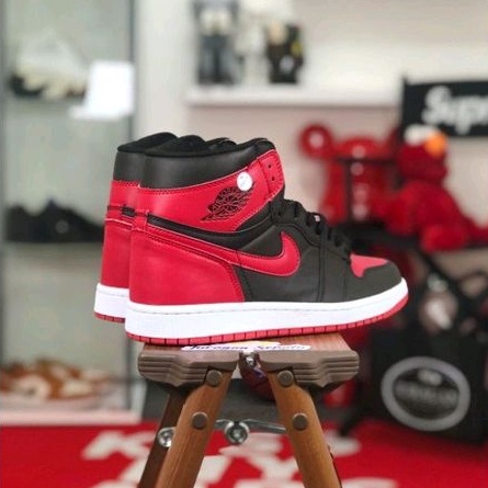 Nike Air Jordan 1 Retro High OG &quot;Bred&quot;