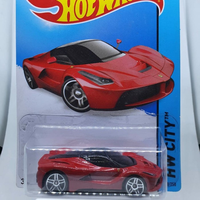 Hot Wheels La Ferrari Red