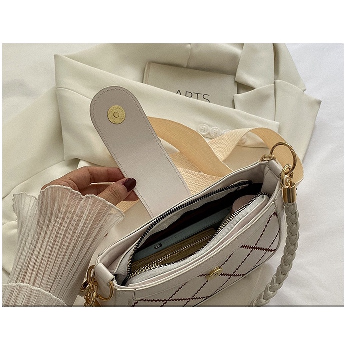 Funatic Tas Selempang Wanita Import Kekinian Fashion Shoulder Bag Korea FA1074
