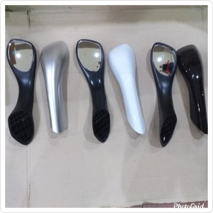 Spion Kap Mesin / Fender Mirror Mobil Rush / Terios