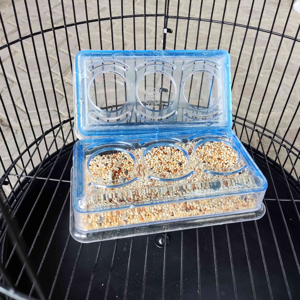 Cepuk Ram Wadah Pakan Burung Anti Tumpah Cepuk Ram Plus Tutup 3 Lubang