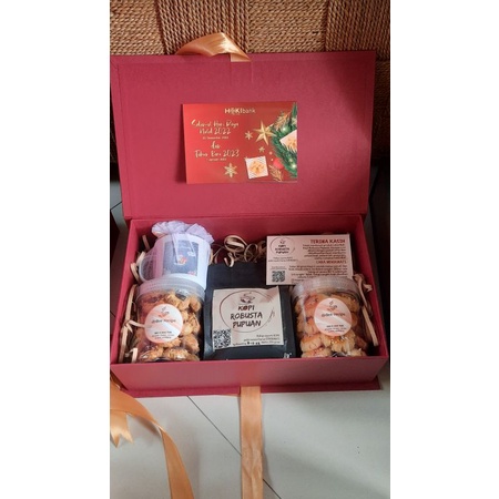 

Hampers Natal Bali parsel small 30x40x10