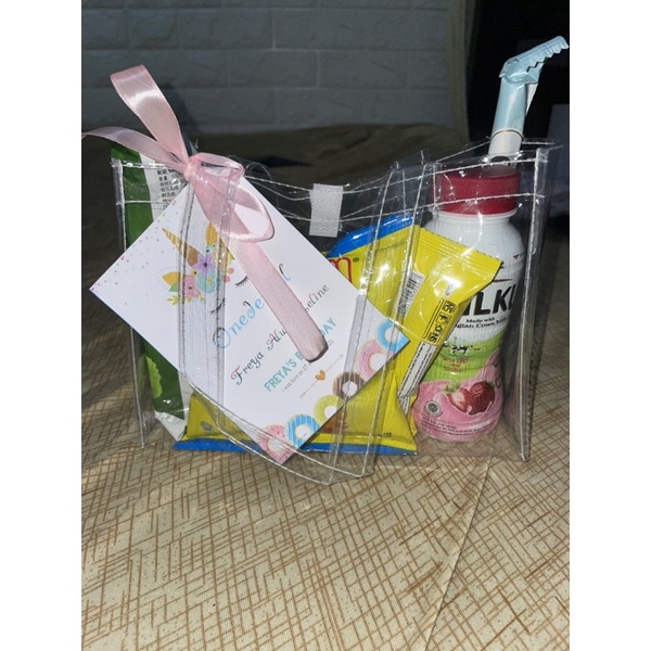 

Paket ulangtahun