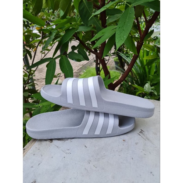sandal adidas size 47 second