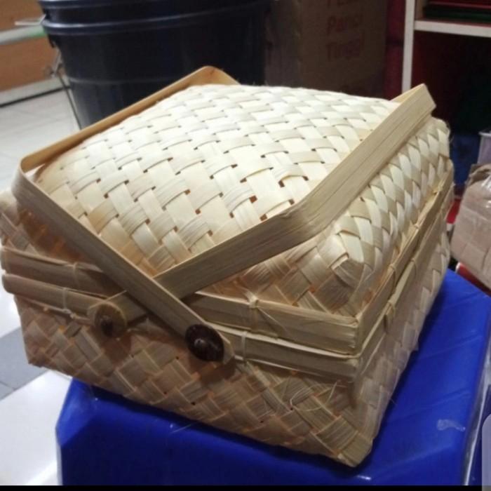 

Besek Jinjing / Tangkai Kaki 20Cm Sokase / Hampers 018