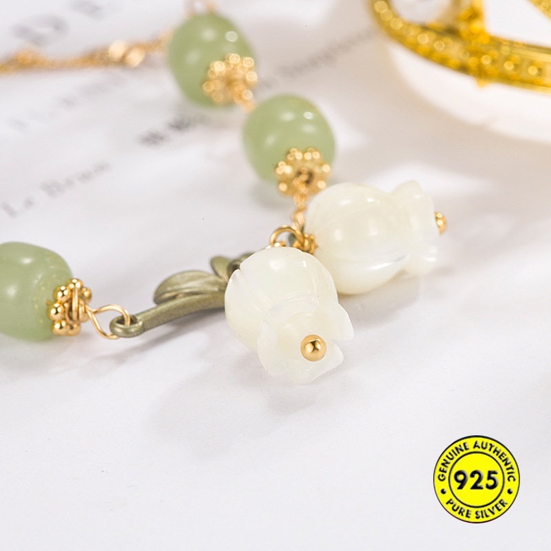 Lily Hetian Giok Gelang Wanita Retro Bunga Hijau Pacar Perhiasan U1487