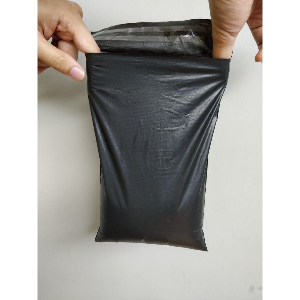 PLASTIK PACKING POLYMAILER HITAM HD 40X60 CM POLIMAILER AMPLOP ONLINE SHOP MURAH LEM BUKAN KANTONG REA PCS