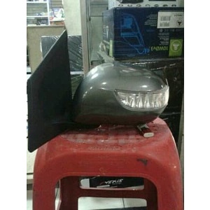 Spion Mobil NISSAN grand Livina
