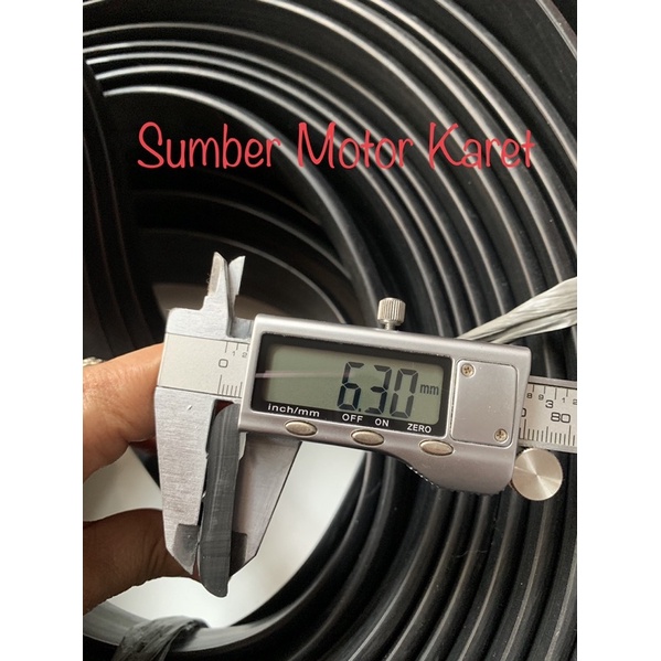 Karet Lis Body Universal Garis