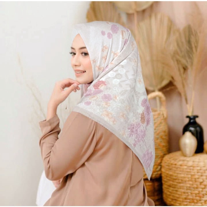 Umama Scarf - Kerudung Motif Segi Empat Paris Olive Motif Lc Juragan_Jilbab Hijab Murah Hijab Katun 
