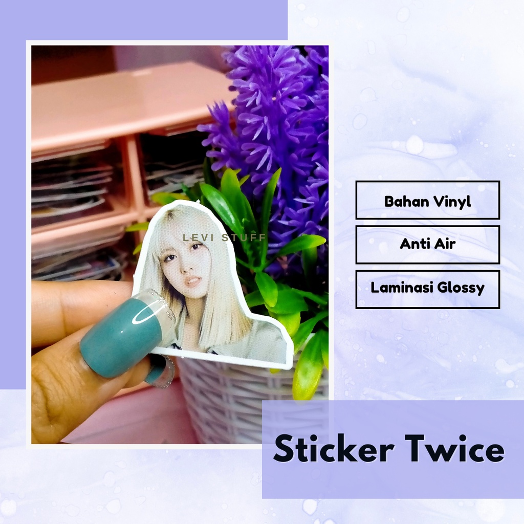 

Sticker Twice Vinyl Laminasi Glossy Anti Air / Sticker Kawaii / Idol Korea / Scrapbook / Diari / Notebook / Gift