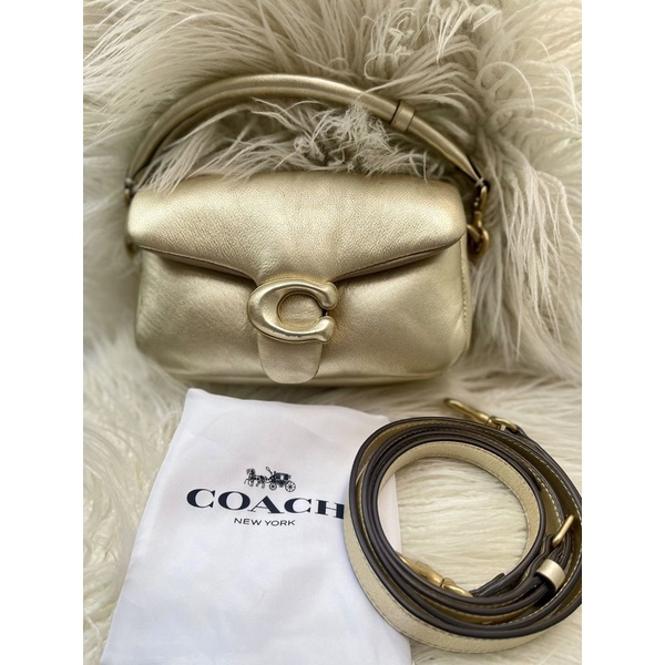 COACH TABBY PILLOW 18 GOLD (authentic)