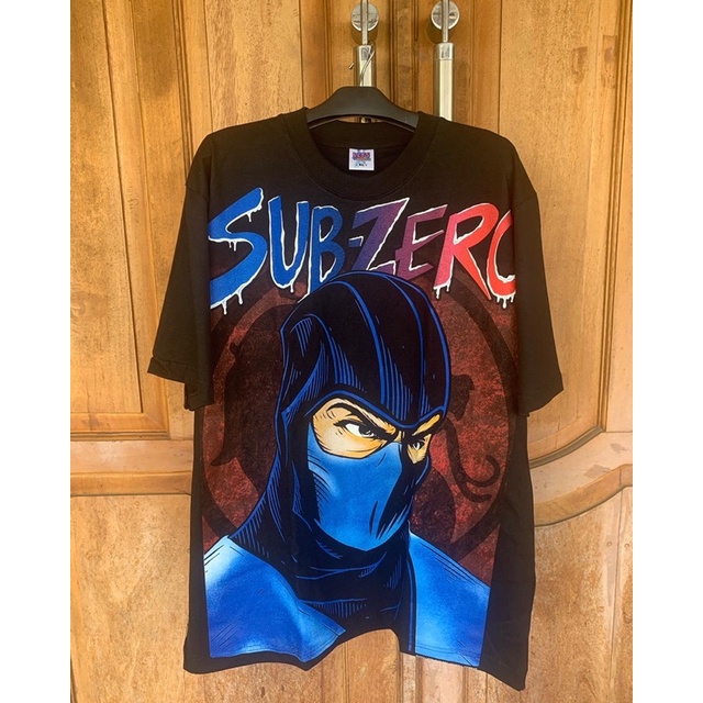 Kaos Mortal Kombat (Subzero) booth lets vintage