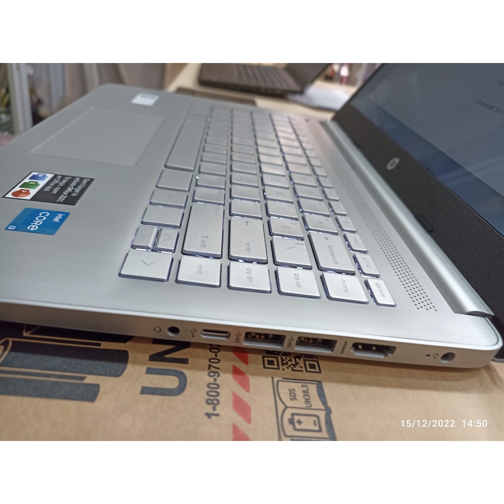 Laptop Desain HP 14S DQ2614TU Intel Core I3 1115G4 16GB 512GB 14 FHD IPS Windows 11 Home Office Original Silver Terlaris