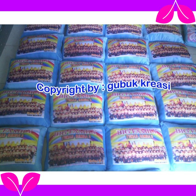 

Souvenir Promosi kotak 40x30 Souvenir Perusahaan