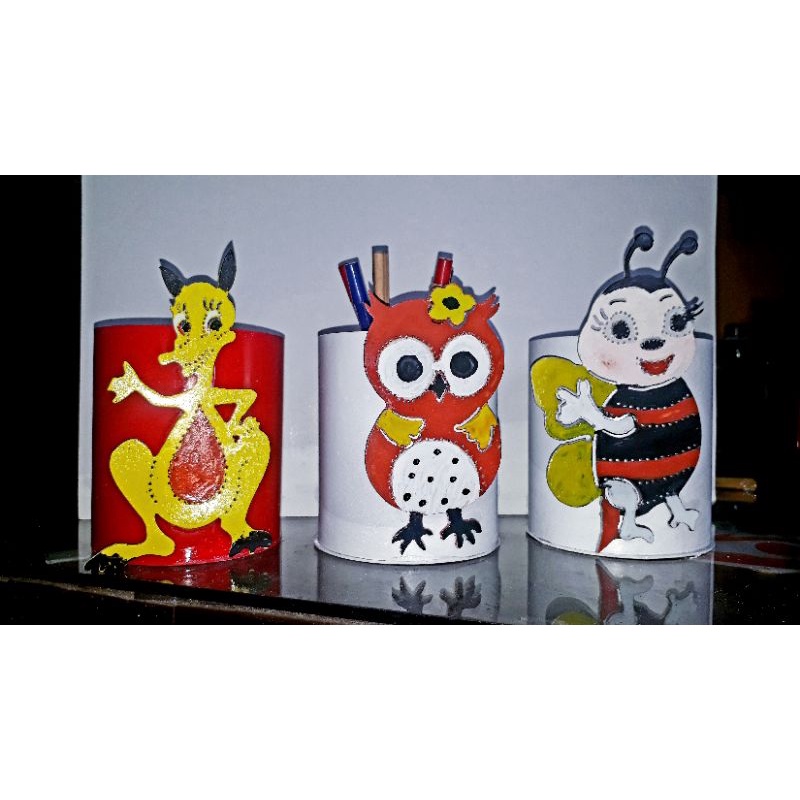 

tempat.pensil.muk.pensil ukiran karakter lucu unik