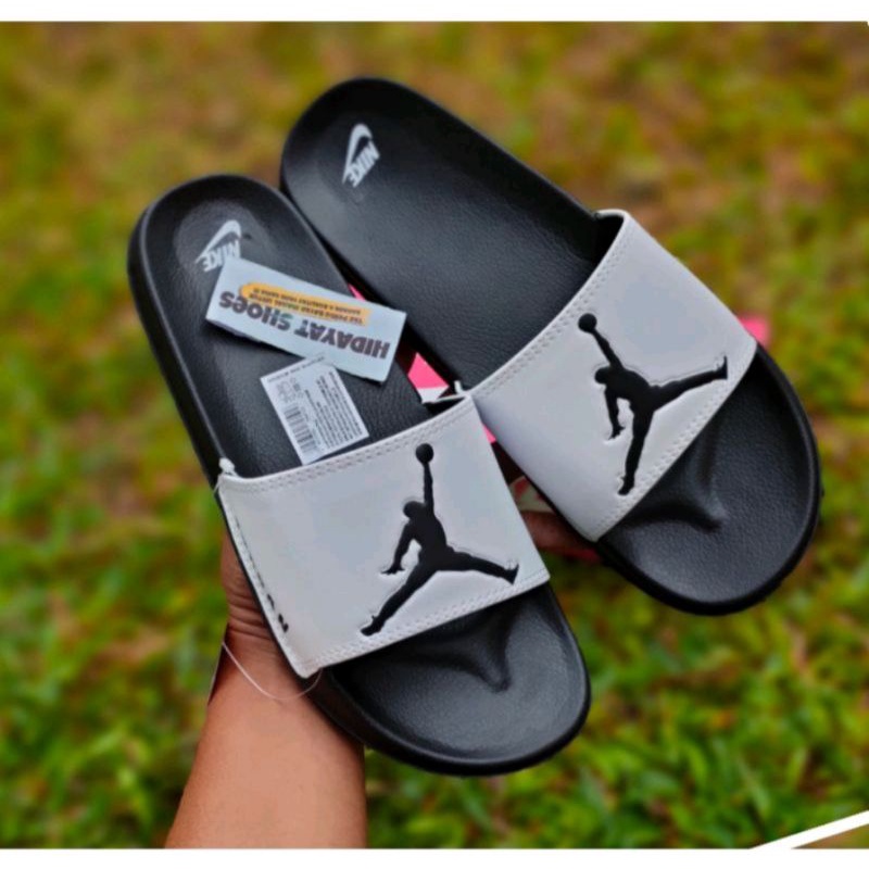 Sandal  JORDAN ORIGINAL Sandal Casual S@ndal Slip On Sandal Pria Wanita001