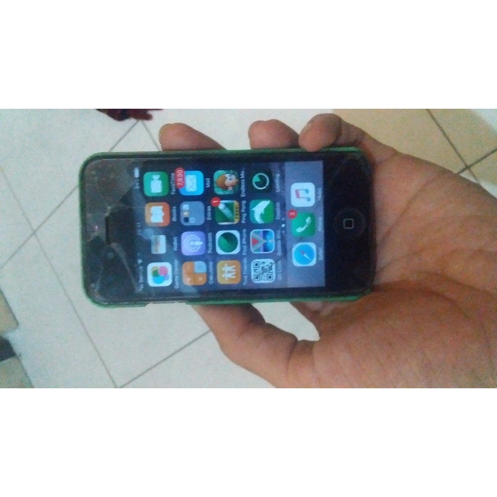 Jual Murah Iphone 4S 32GB Second Kondisi Baik