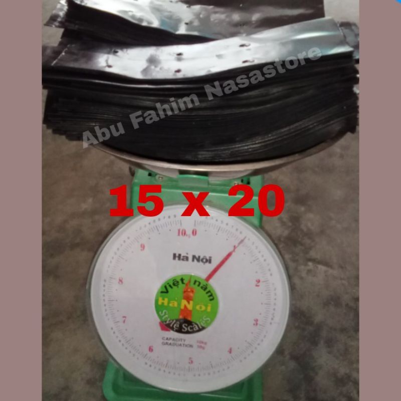 Polybag tanaman ukuran 15 x 20 kemasan 500gr-1kg/polybag 15 x 20