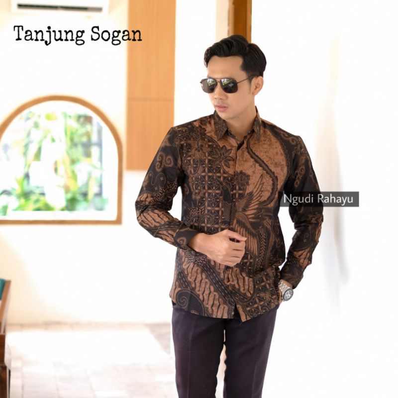 Kemeja Batik Pria Slimfit Slim Fit Kekinian Terbaru Ori Ngudi