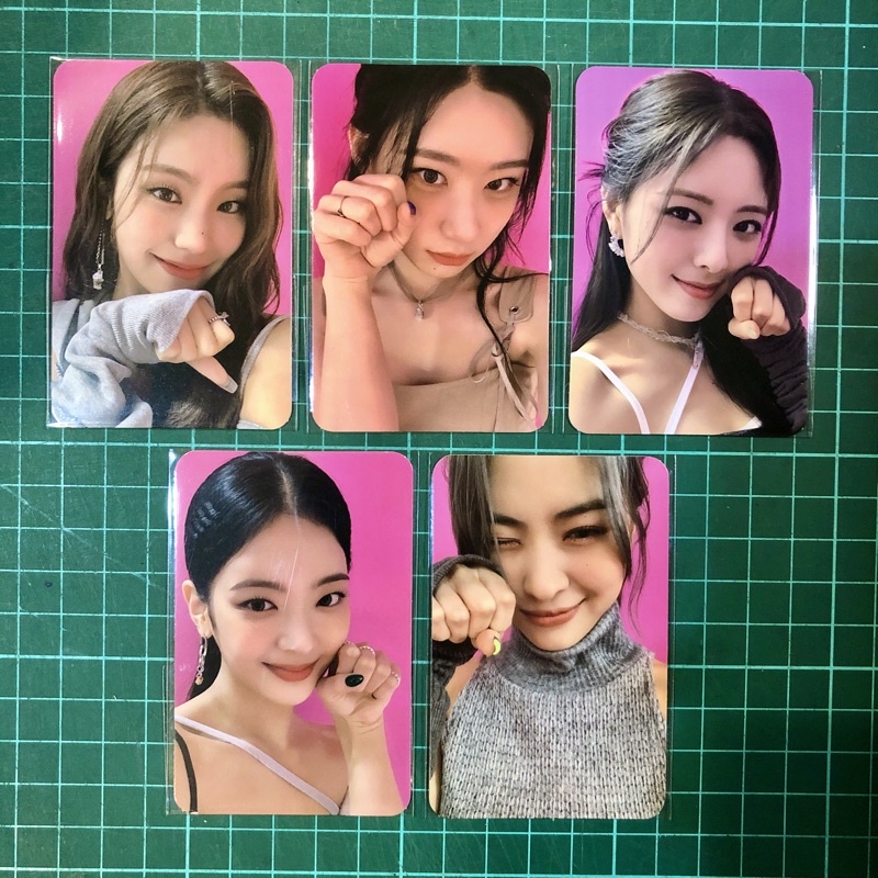 Jual ITZY - Cheshire Photocard PC Benefit YES24 | Shopee Indonesia