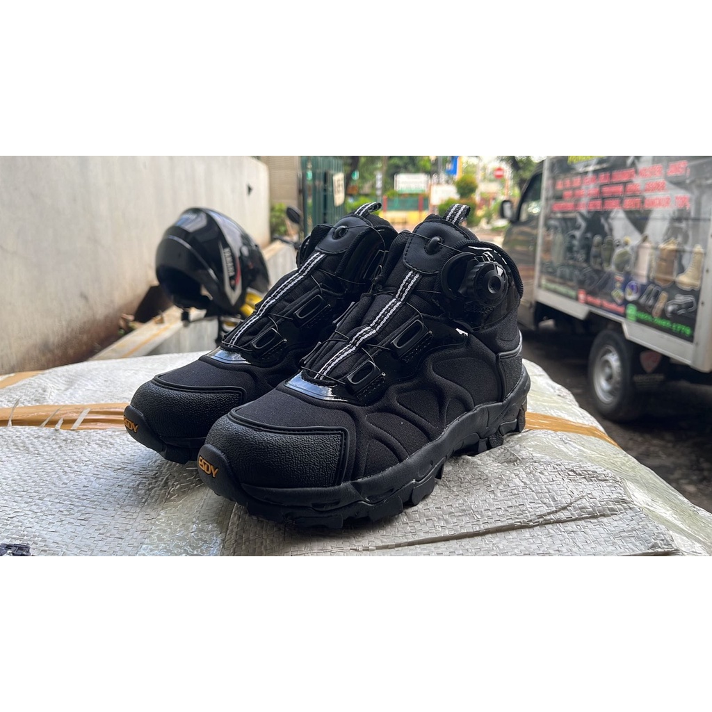 SEPATU ESDY TALI PUTAR