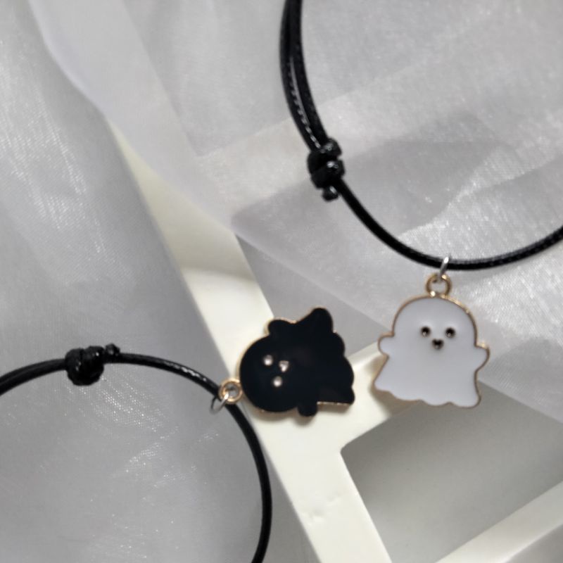 Gelang Tangan Hitam Bandul Hantu Tali Satin boo