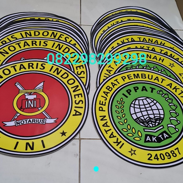 

STIKER PINTU KANTOR NOTARIS&PPAT JUMBO