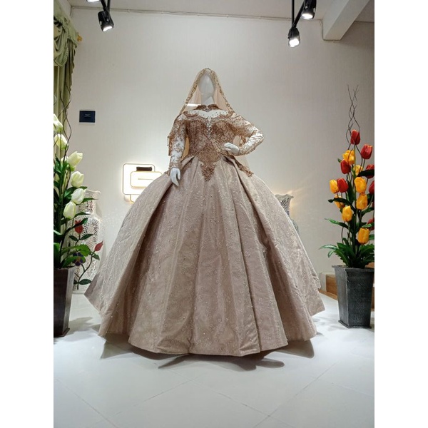 SALE kebaya gaun pengantin BELINGBING ada ekor murah meriah)