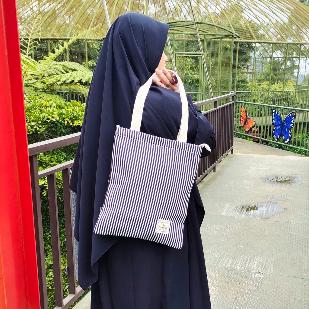 Tas Cewek model tote bag resleting kuliah wanita bahan kanvas polos dan motif bisa custom sablon