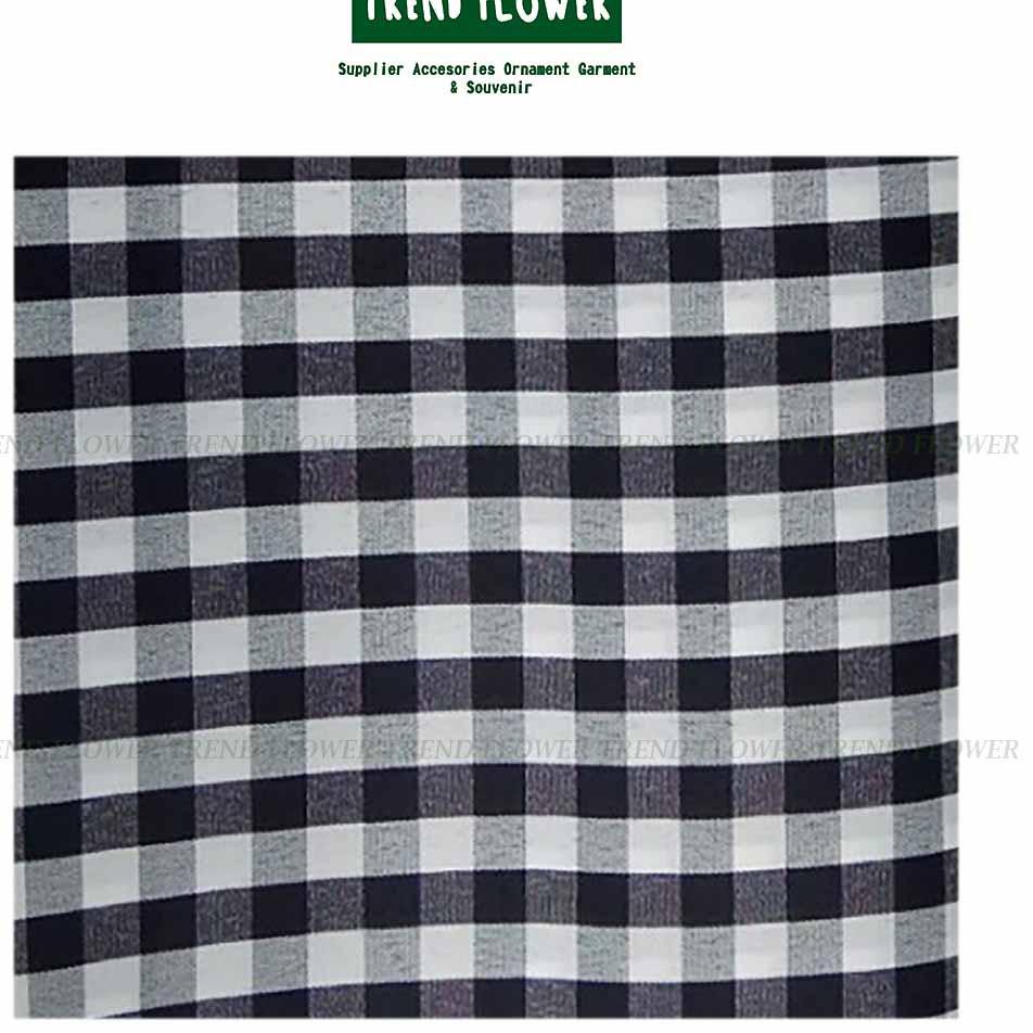 ↴ KAIN BALI POLENG TRIDATU MOTIF KOTAK KOTAK HITAM PUTIH KAIN BALI ADAT KAIN KEAGAMAAN PER METER KAI