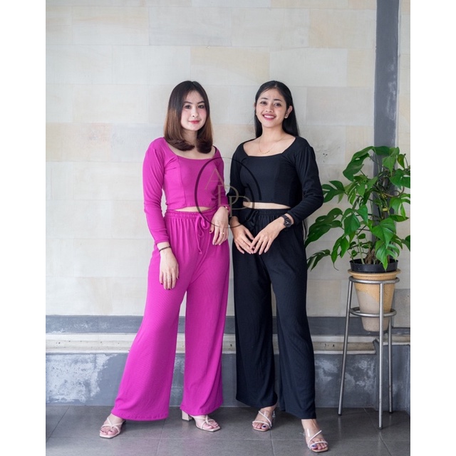 velia top rib