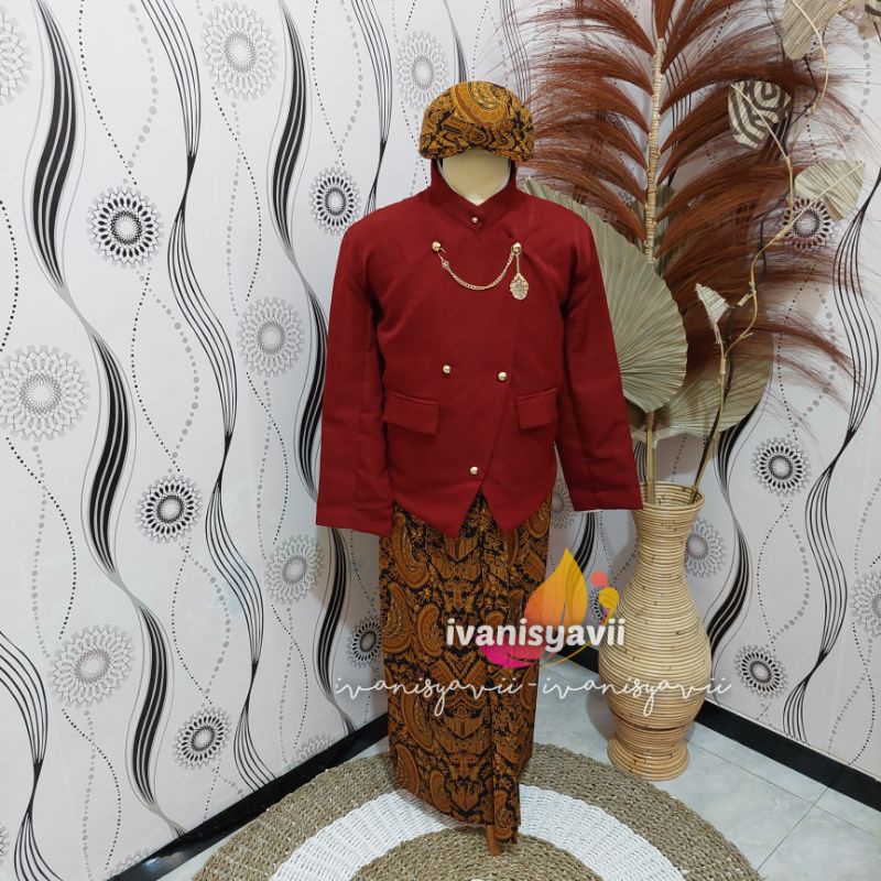 [Full Set] Baju Adat Jawa Cowok / Baju Manggolo / Baju Pagar Bagus | Nuansa Solo Maroon
