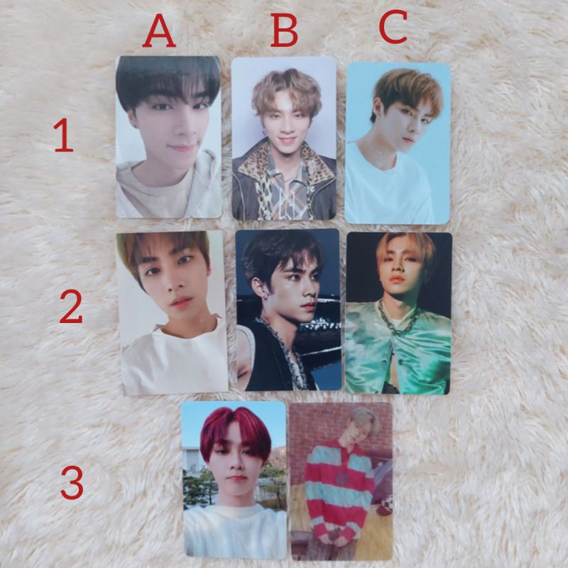WAYV XIAOJUN KUN PHOTOCARD PC OUR HOME AR KICKBACK SEASON GREETINGS 2021 KTOWN SG 21 ZODIAC CARD STI