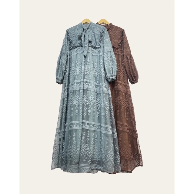 Gamis tile motif etnik timbul