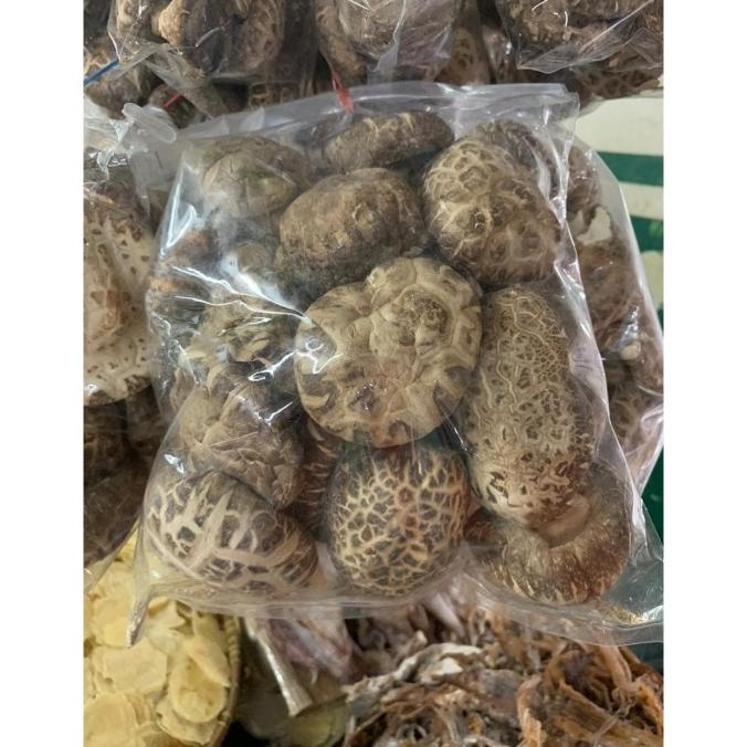 

Jamiur Shitake / Shintake / Sioko / Siongku / Hioko 250gr Pilihan