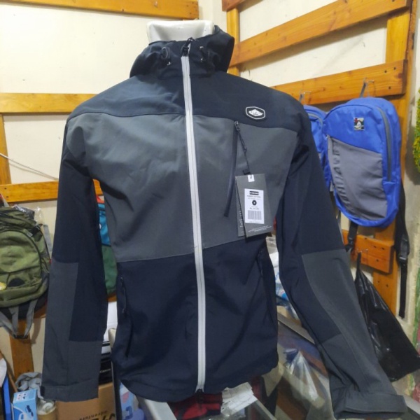 Softsheall Dijual hiking Outdoor Limited makalu Jaket jaket Hitam - gunung M