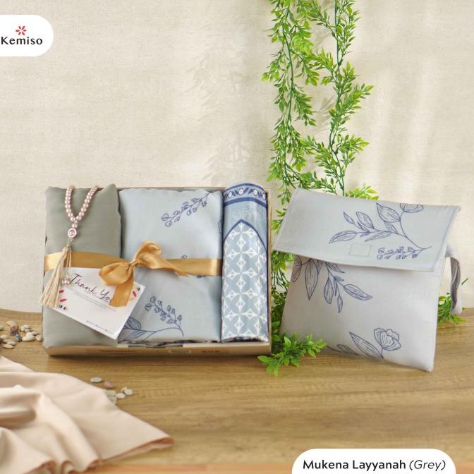 MUKENA DAN SAJADAH TAZBIYA X KEMISO SPECIAL GIFT/KADO/HAMPERS/HADIAH